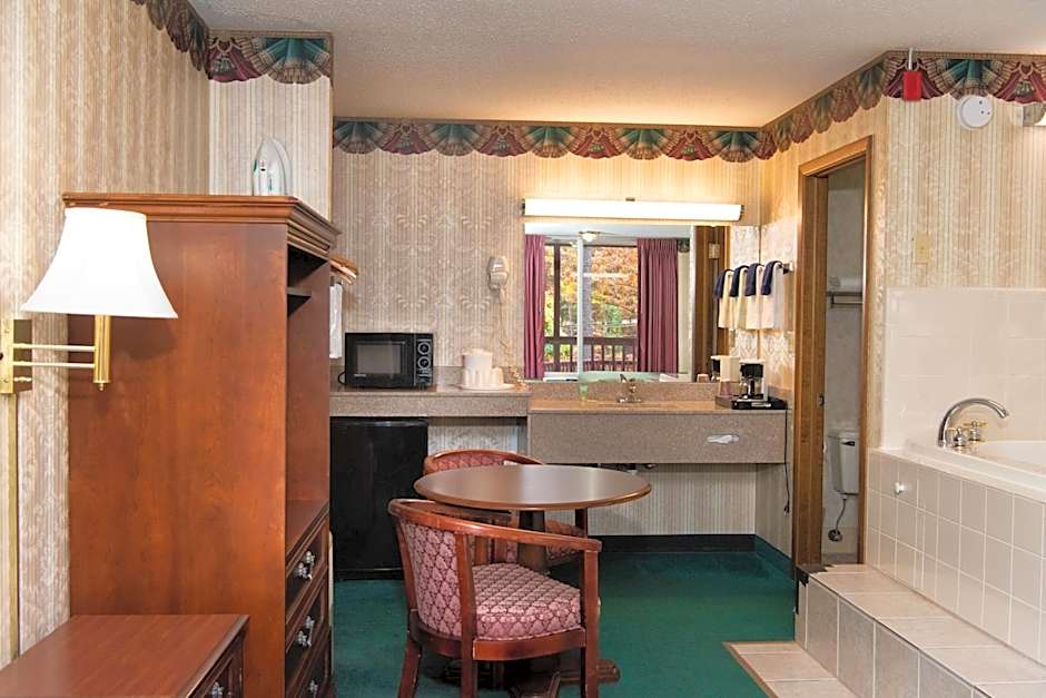 Ozarka Lodge Eureka Springs