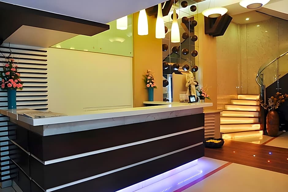 The Oriental Residency Hotel