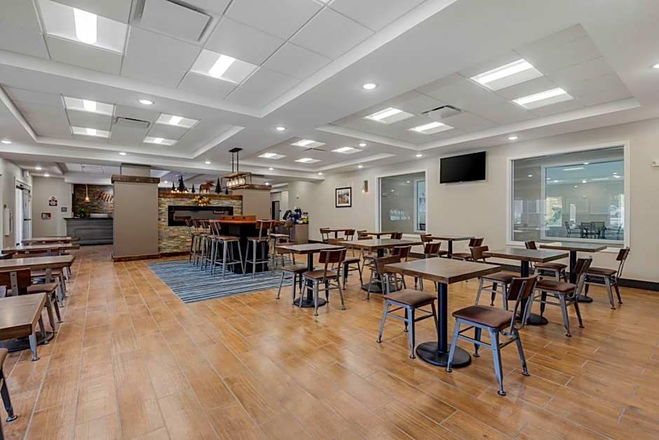 Best Western Plus Rumford Falls