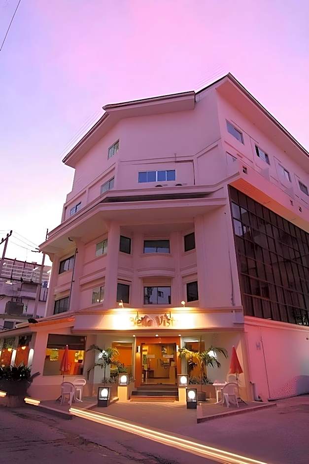 Eastiny Bella Vista Hotel