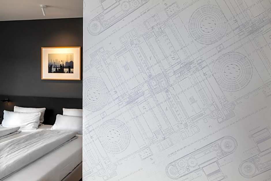 Vienna House by Wyndham Ernst Leitz Wetzlar