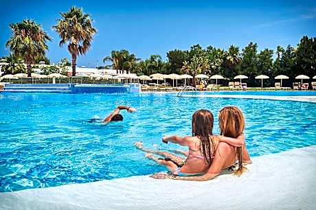 Riva Marina Resort - CDSHotels