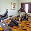 Days Inn & Suites by Wyndham Columbus NE