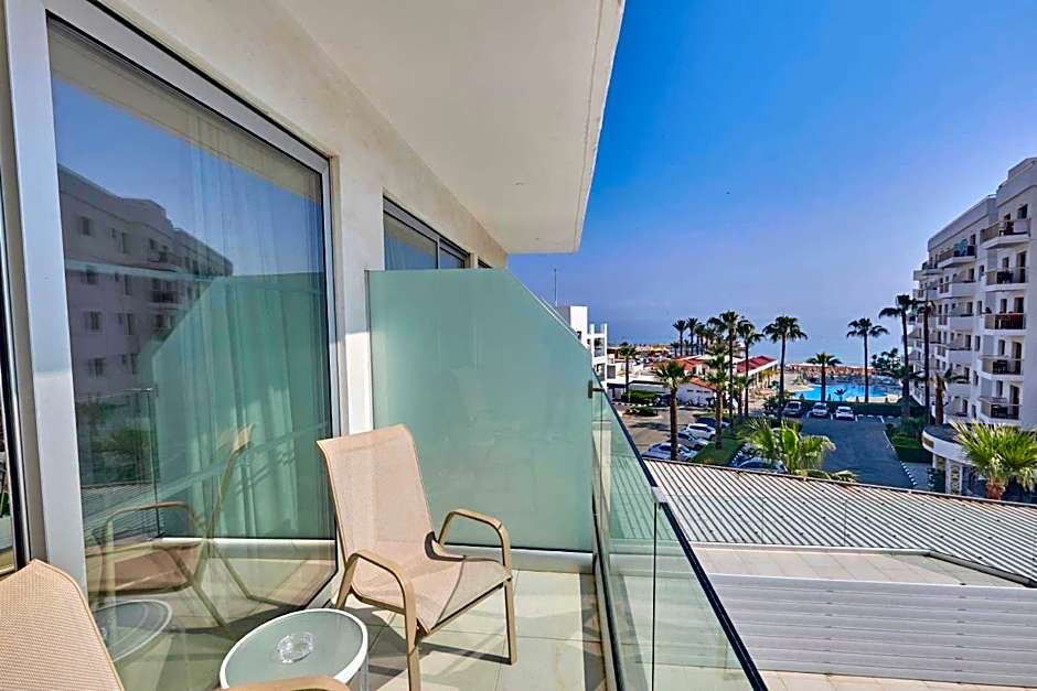 Tsokkos Protaras Beach Hotel