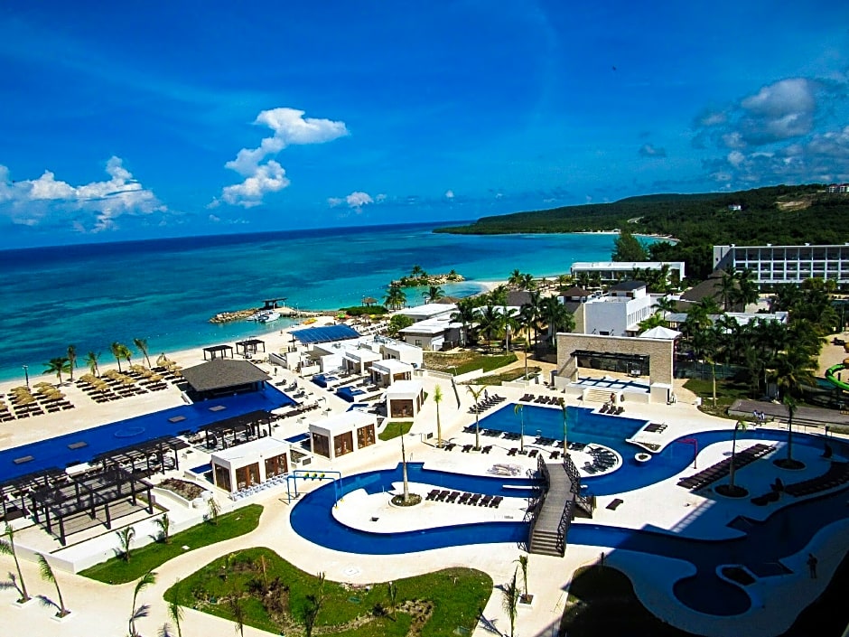 Royalton Blue Waters Autograph All-Inclusive Resor