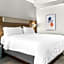 Holiday Inn Express And Suites Detroit North - Roseville By IHG