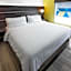 Holiday Inn Express & Suites Chicago West - St Charles By IHG