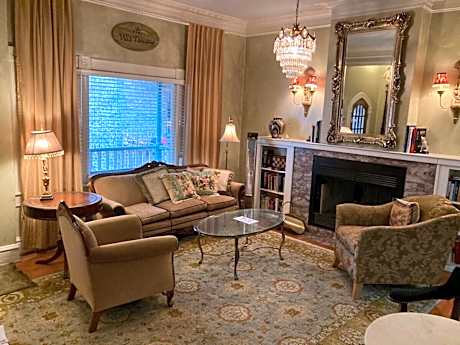 The Villa Toscana