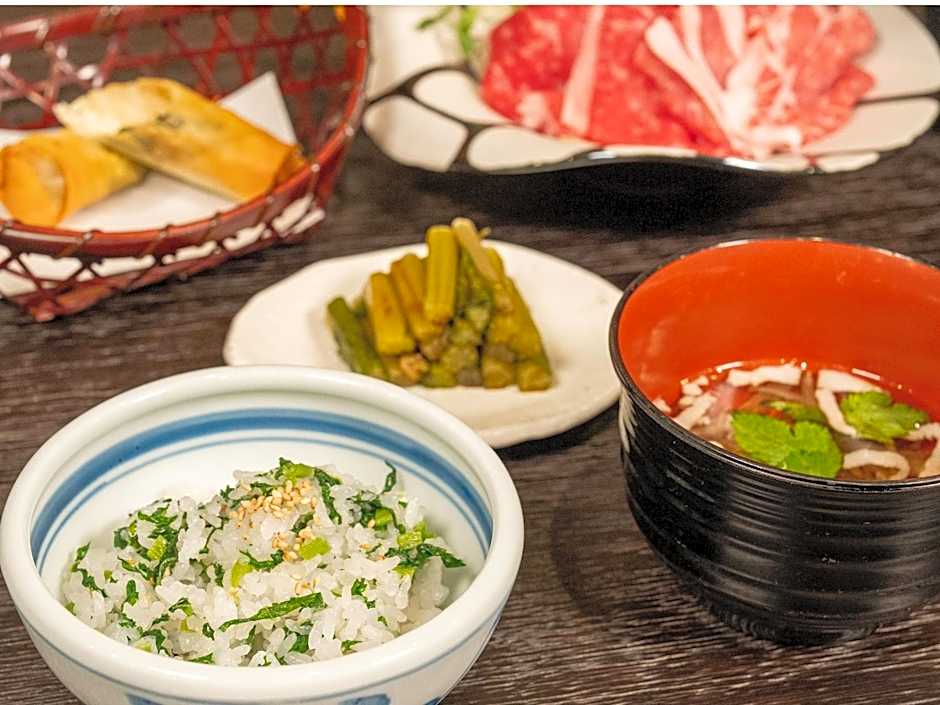 Nozawa Onsen Azegamikan