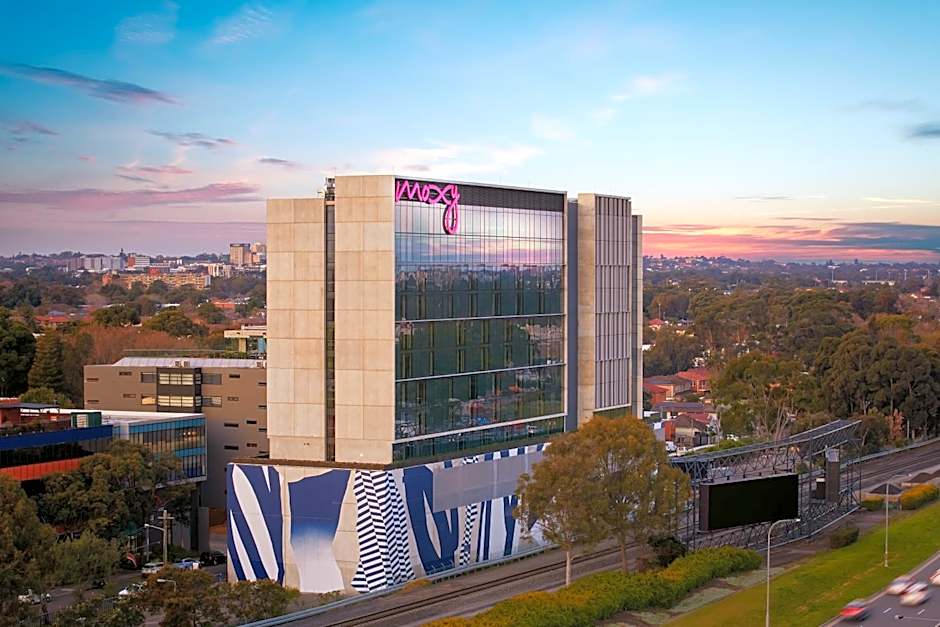 Moxy Sydney Airport
