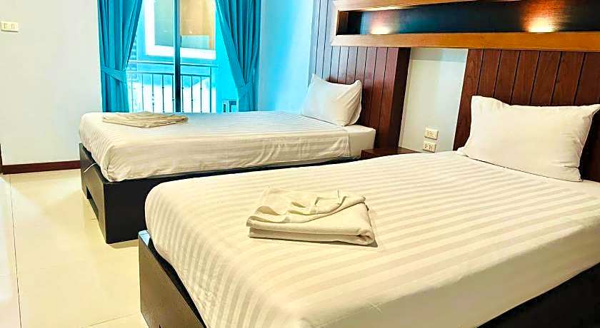 Deva Suites Patong Hotel