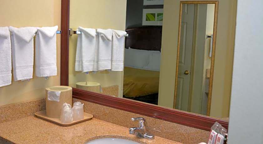 Quality Inn & Suites