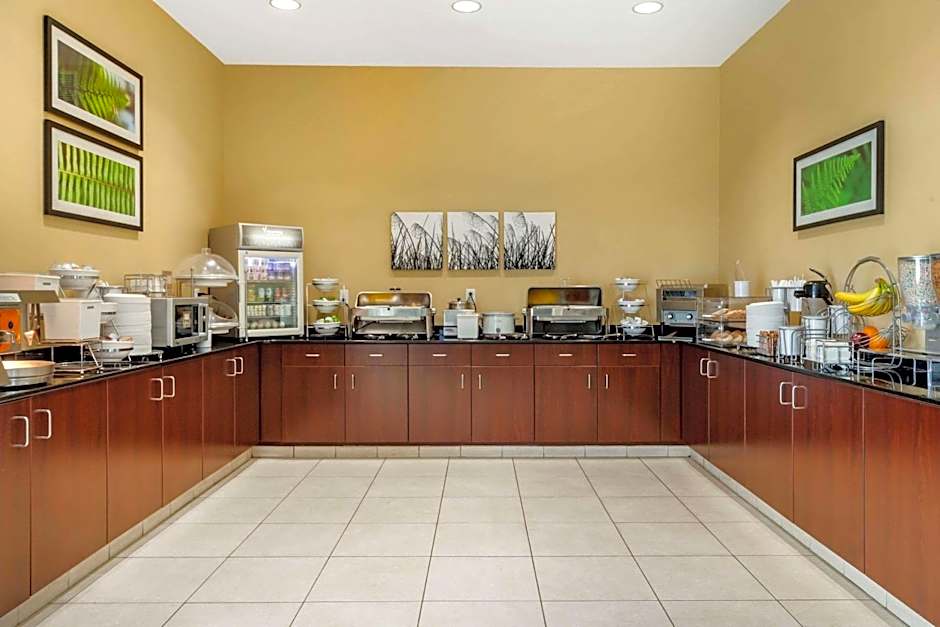 Sleep Inn & Suites Fargo Medical Center