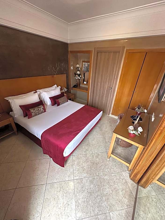 Hotel Mounia
