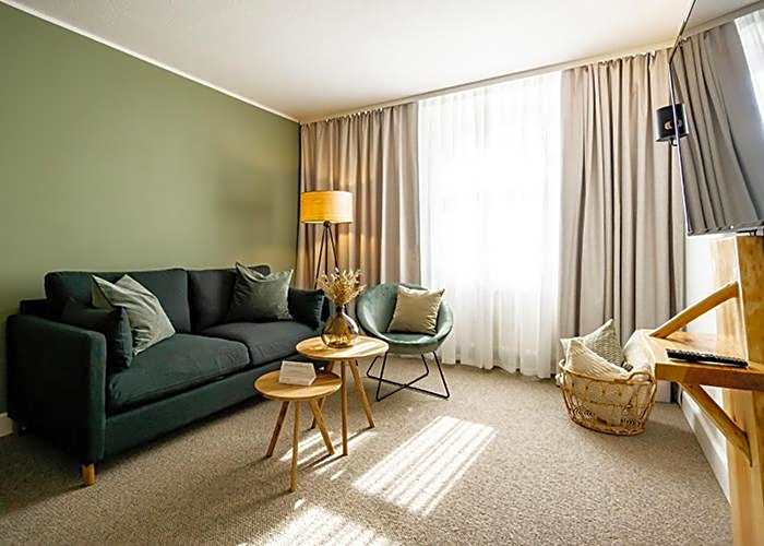Foto 1 daripada 14 — Junior Suite