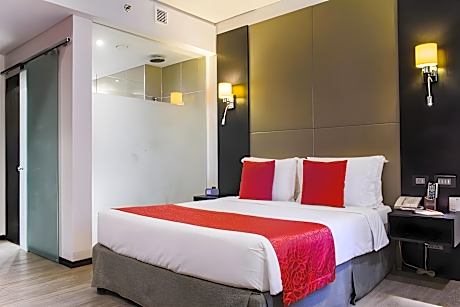 Queen Room with Sea View