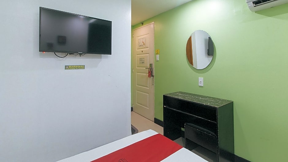 RedDoorz @ Ranchotel Bayanan Alabang