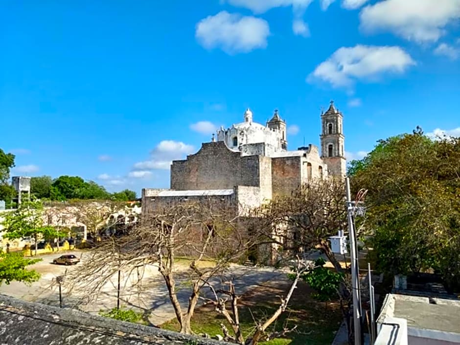 Hotel Catedral Valladolid Yucatan