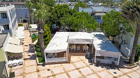 Mandalinci Beach Hotel - Alojamientos en TURGUTREIS