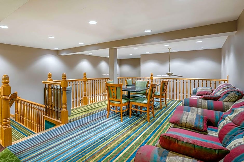 Quality Inn & Suites - Jefferson City