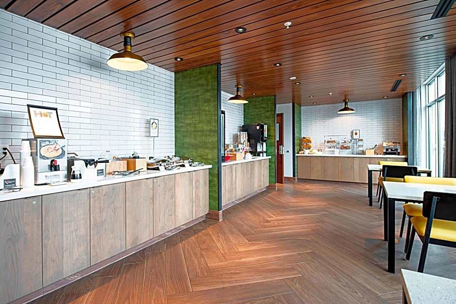 Fairfield Inn & Suites by Marriott Duluth Waterfront