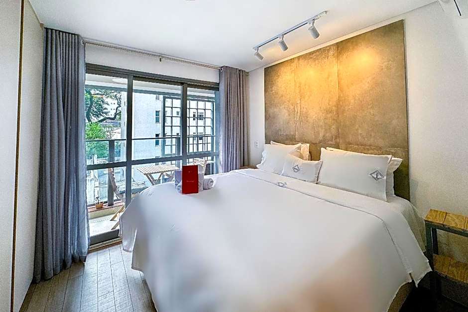 Zainalofts7 Brooklin - Ao lado do metrô 307 ALLE