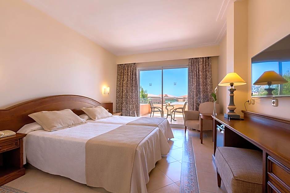 Hipotels Barrosa Garden