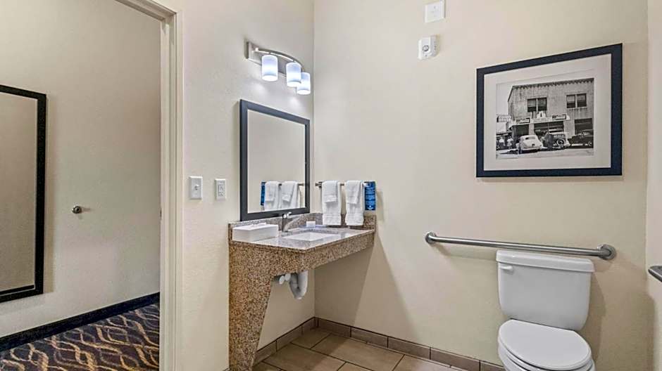 Cobblestone Hotel & Suites - Ottumwa