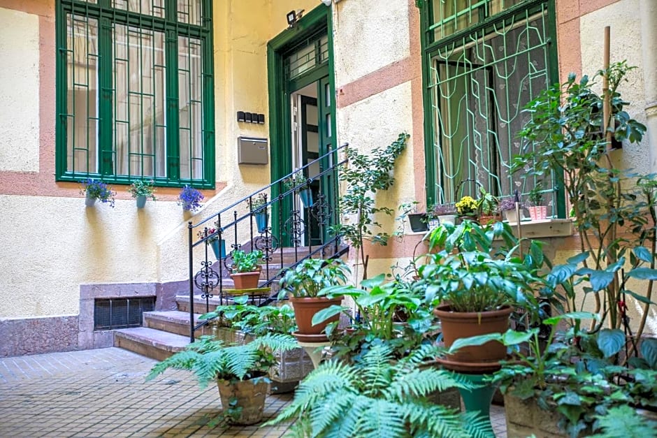Budapest Passage 1