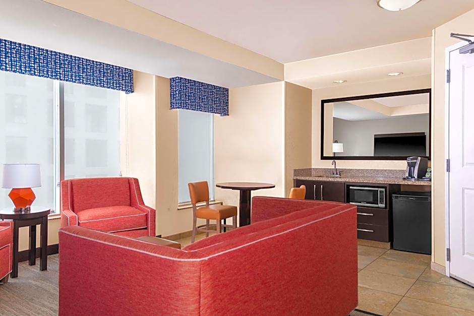 Hampton Inn By Hilton & Suites Madison Downtown