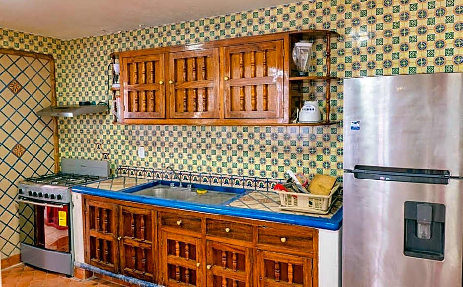 Hotel Rega Suites Guayabitos - Family & Kitchen