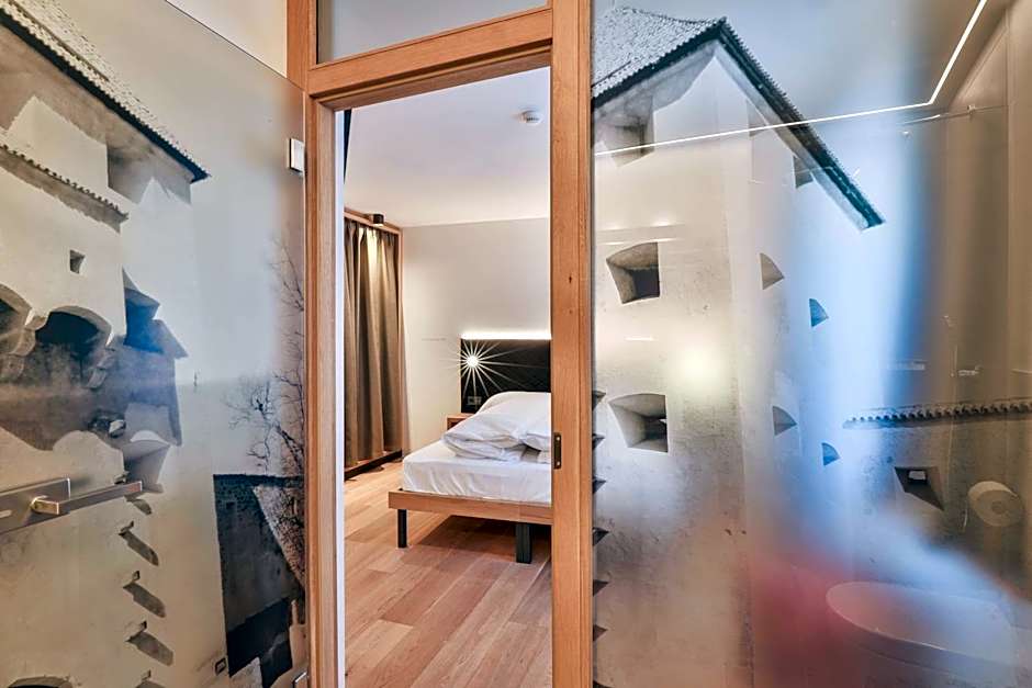 Photo 1 of 13 of Double Room
