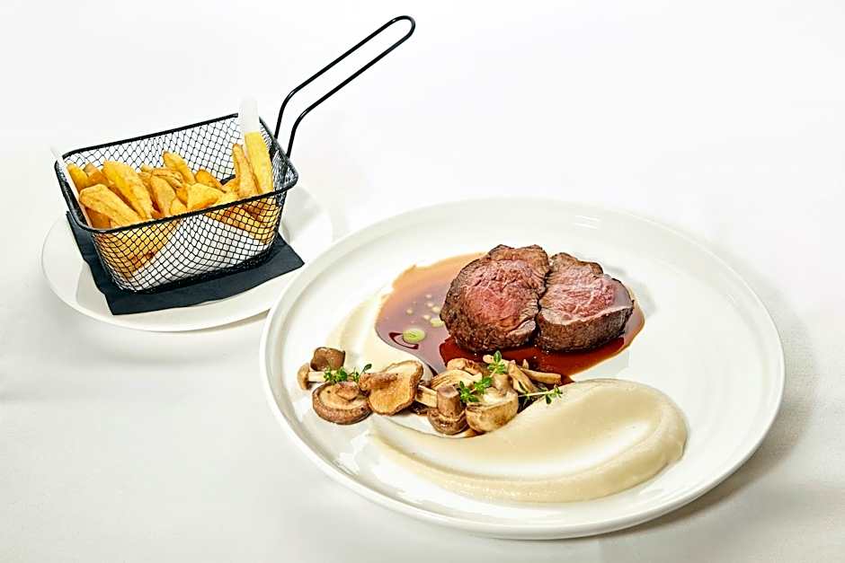 Outlet Hotel Polgár