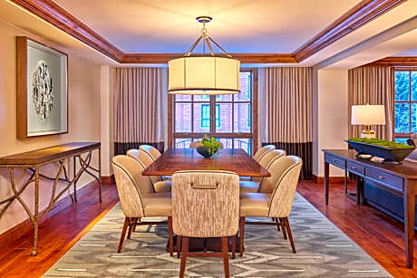 Three-Bedroom Residence with Three Bathrooms