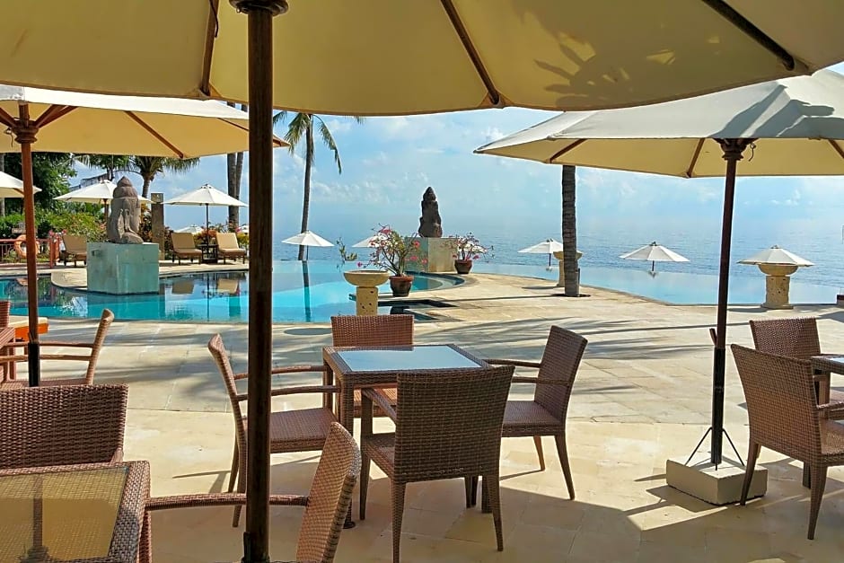Siddhartha Oceanfront Resort & Spa