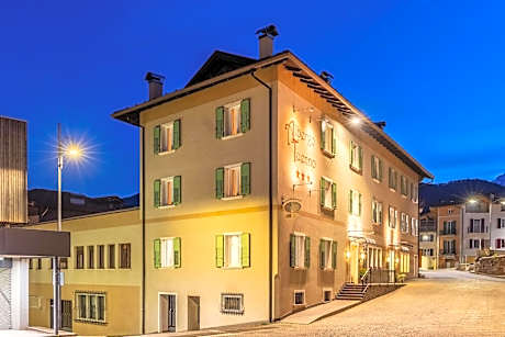 Albergo Tuenno
