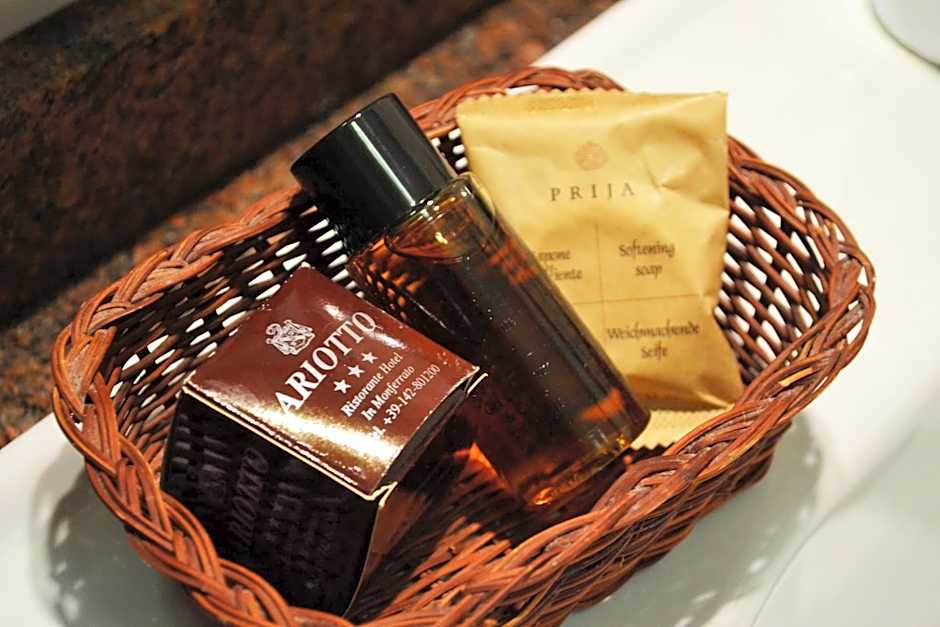 Ariotto Village Hotel