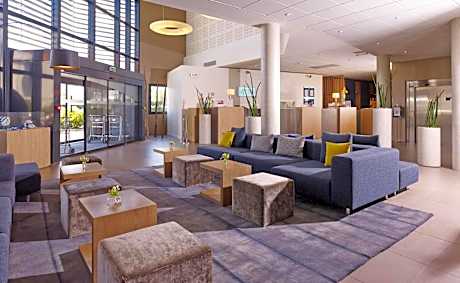 Holiday Inn Express Toulouse Airport By IHG
