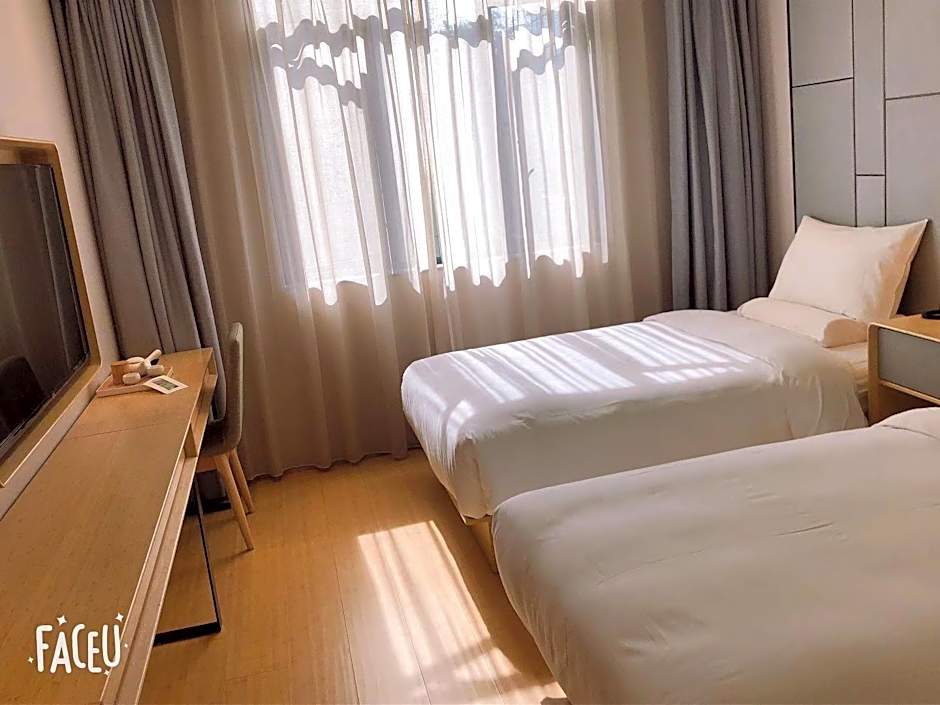 JI Hotel Shanghai Xuhui Yueyang Road
