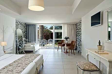 Premium Superior Bungalow Garden View - Capacity 3