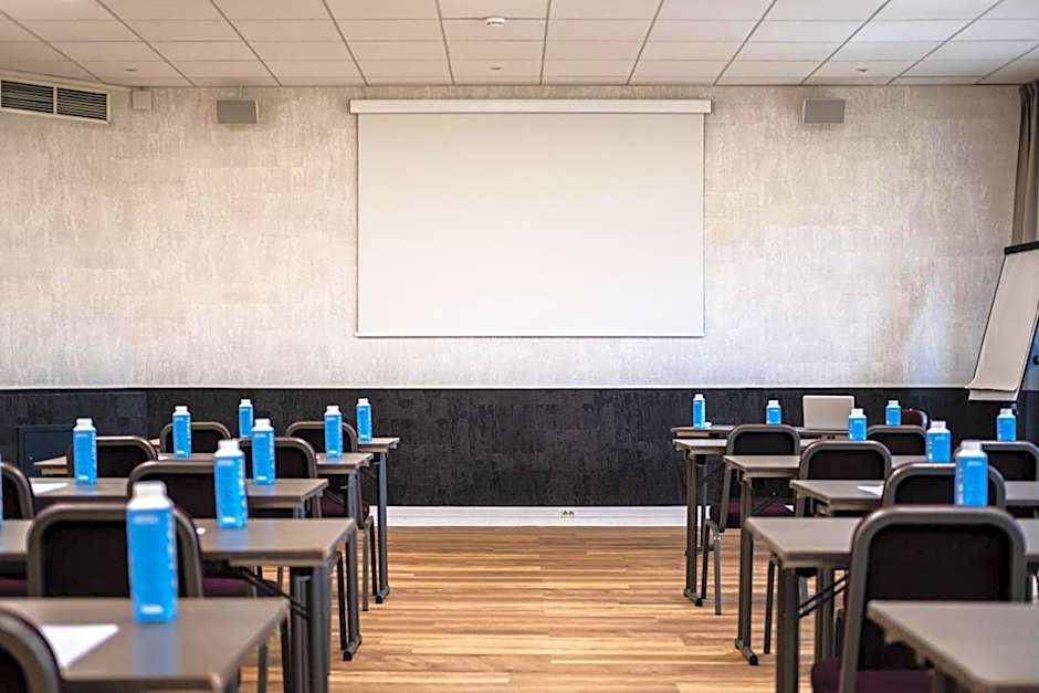 Best Western L'Oree Paris Sud