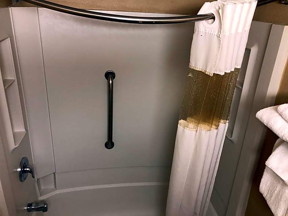 Rodeway Inn Joint Base Andrews Area