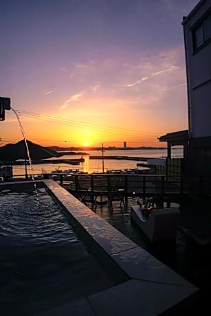 Ryokan KINOSUKE hotel きの助 日間賀島 島のサウナ Himaka Island