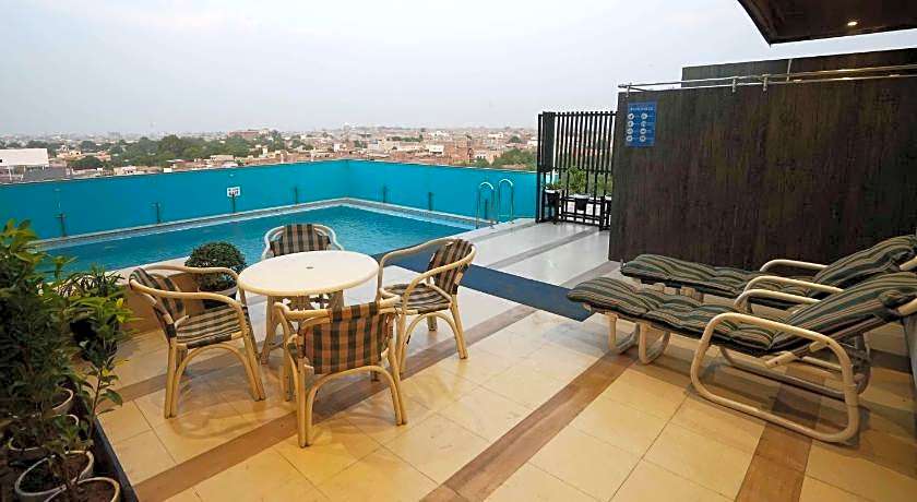 Faletti's Grand Hotel Multan