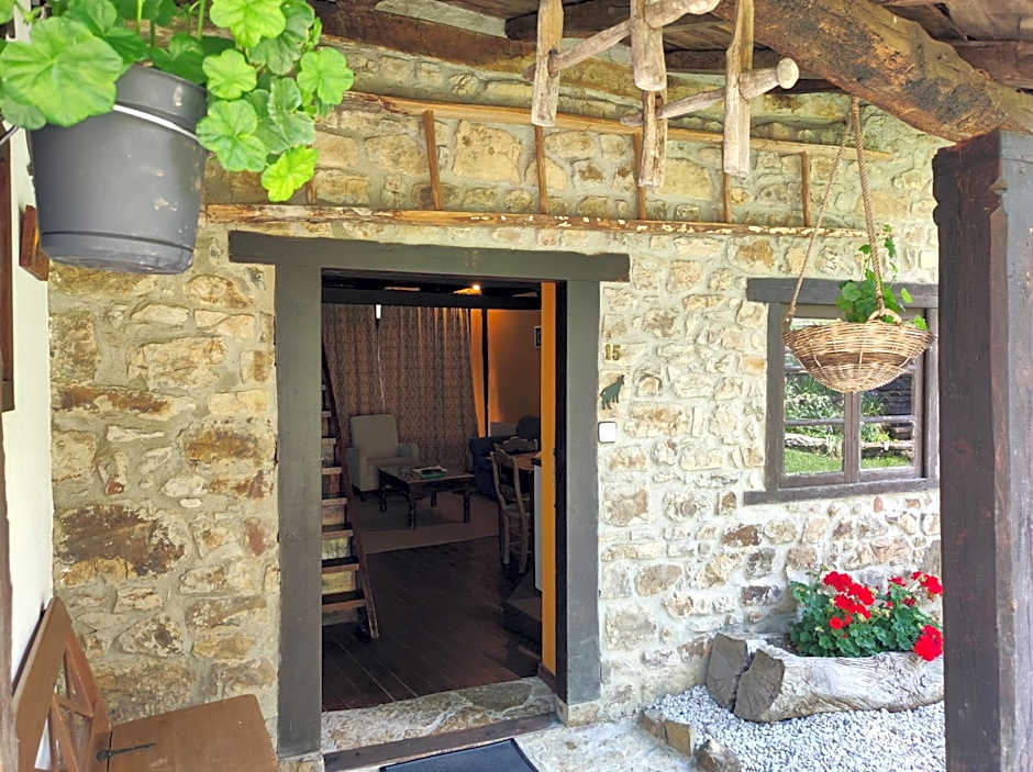 Viviendas Rurales El Covaju