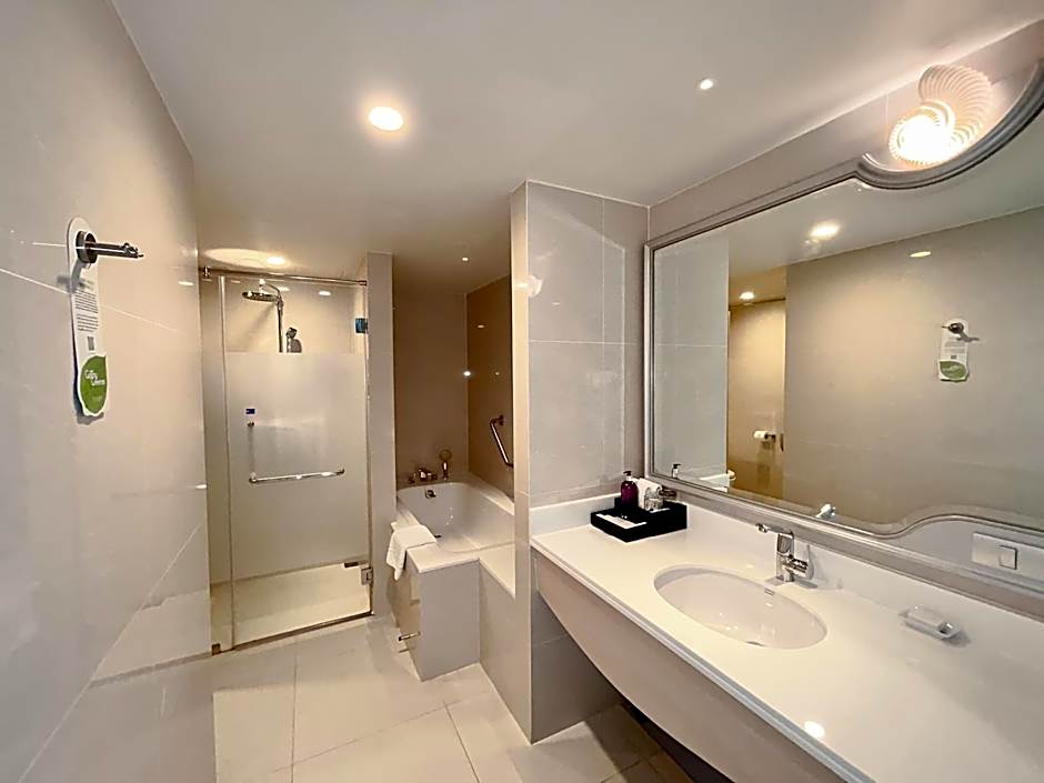 Centara Sonrisa Residences & Suites Sriracha