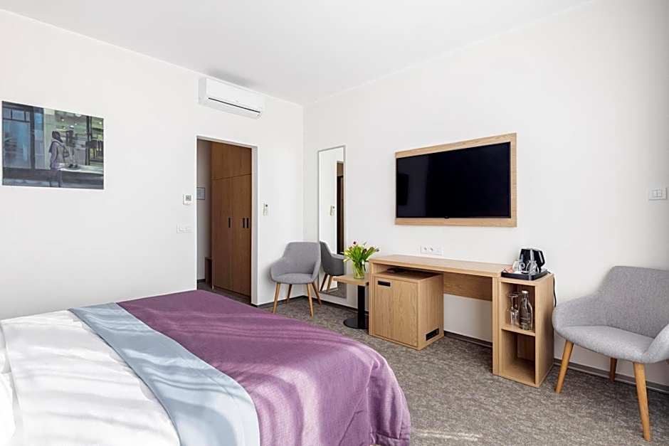 Hotel Vinice Hnanice