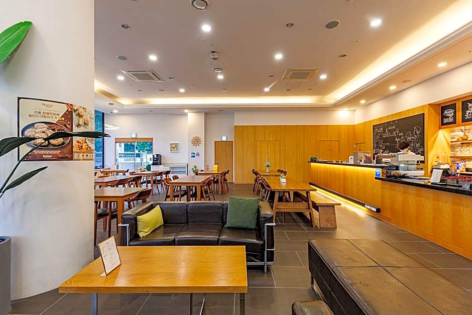 Crown Hotel Changwon