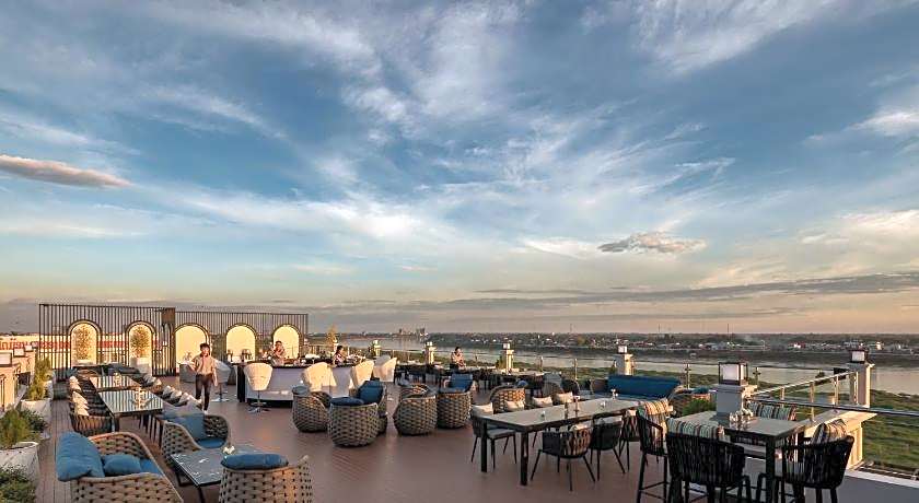 Eastin Hotel Vientiane