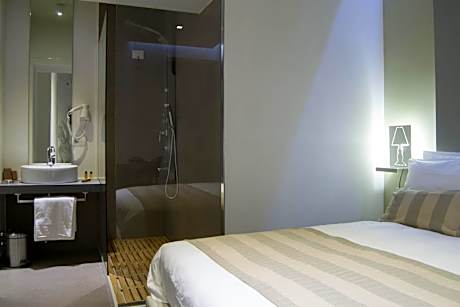 Superior Double Room with Balcony